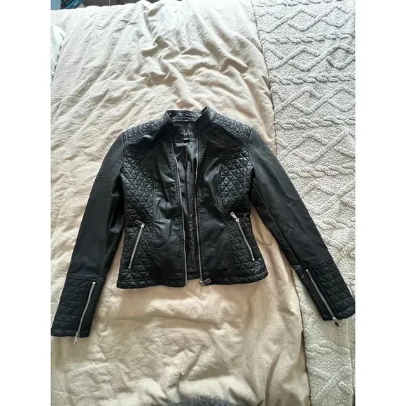 Lulus Women's Heartlines Black Vegan Leather Moto Jacket - Size S - Quilted - Picture 2 of 7